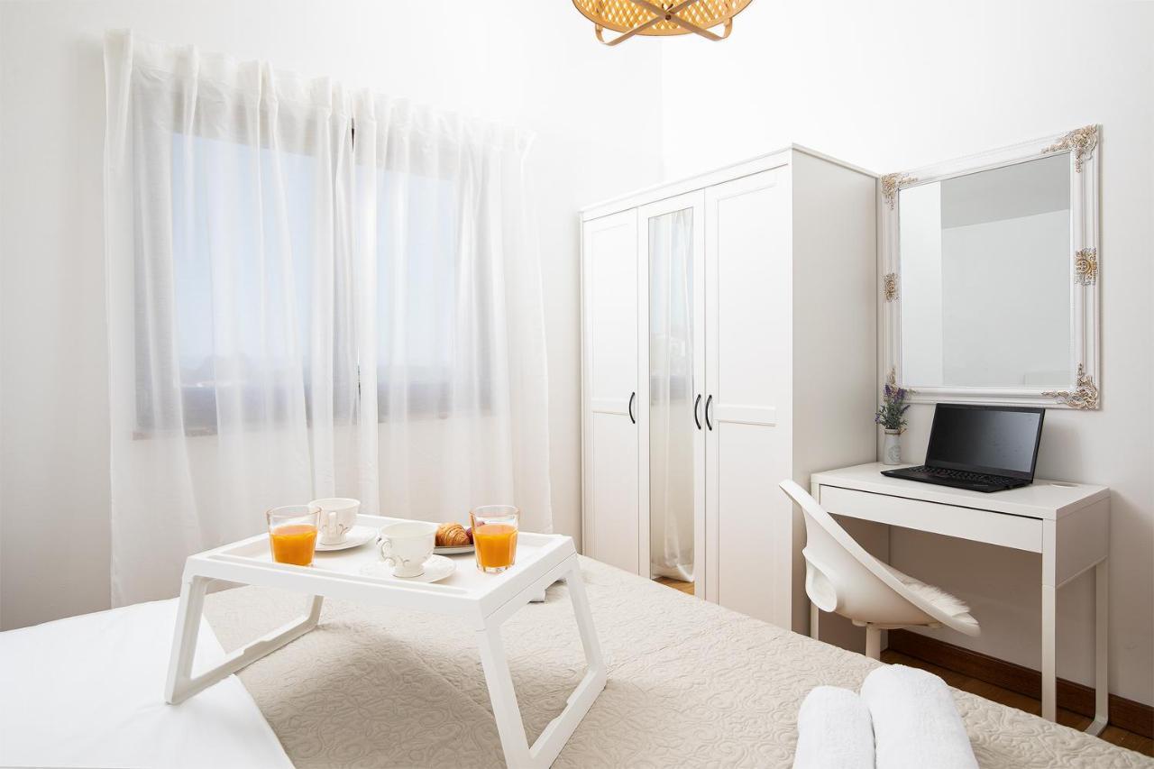 Cesare Apartment, With Swimming Pool And Sea View Ližnjan Esterno foto